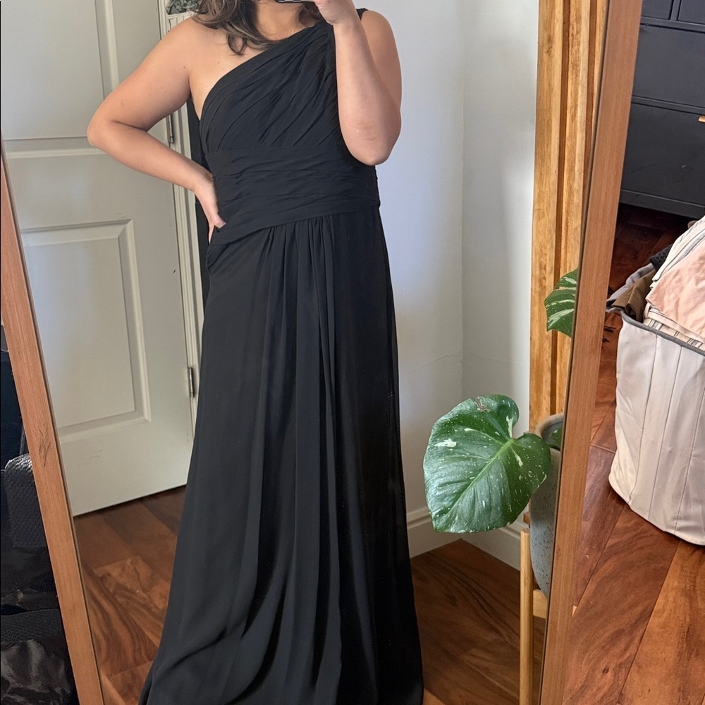MONIQUE Lhuillier cocktail One Shoulder Maxi Dress. Size 10 but runs small